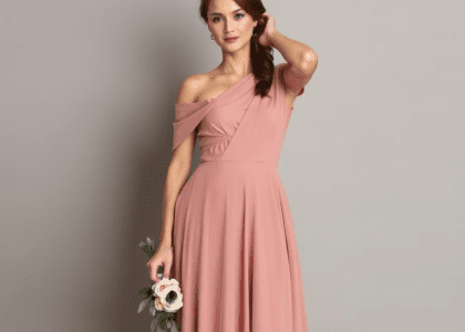 One shoulder bridesmaid dress in elegant chiffon, perfect for weddings, featuring a flowing silhouette and stylish design, ideal for complementing the bridal party's theme.
